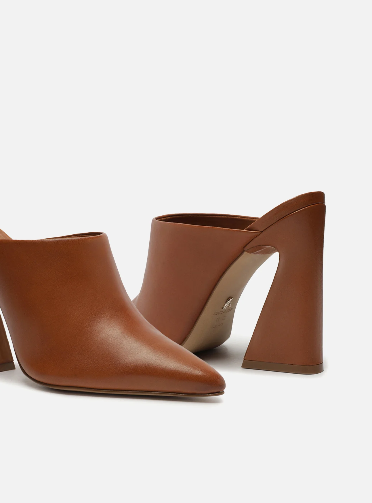 Avery  Leather Mule - Image 4