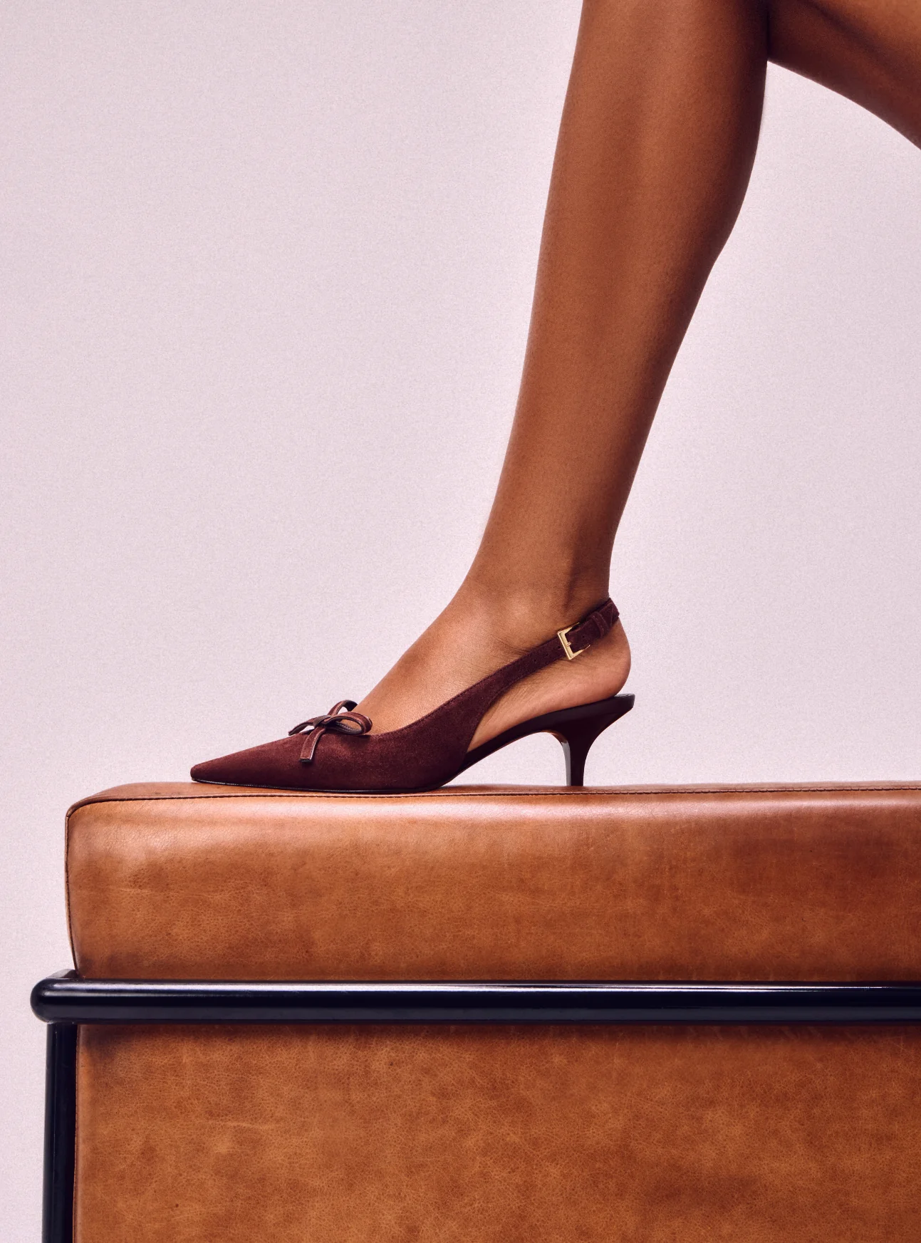 Bowie Mid Stiletto Suede Pump - Image 4